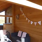 Avec Jacuzzi Et Piscine, Deco Soignee Esprit Cocooning * Ramonchamp