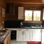 Avec Jacuzzi Et Piscine, Deco Soignee Esprit Cocooning