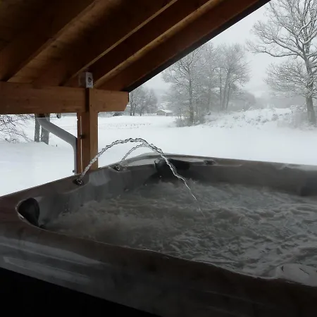 Avec Jacuzzi Et Piscine, Deco Soignee Esprit Cocooning * Ramonchamp