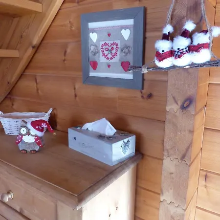 Chalet Avec Jacuzzi Et Piscine, Deco Soignee Esprit Cocooning Ramonchamp