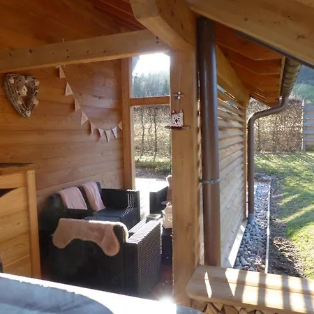 Chalet Avec Jacuzzi Et Piscine, Deco Soignee Esprit Cocooning