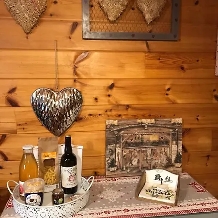 Avec Jacuzzi Et Piscine, Déco Soignée Esprit Cocooning