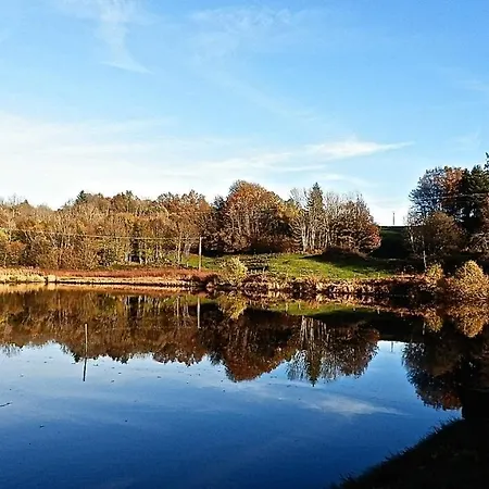 Avec Jacuzzi Et Piscine, Déco Soignée Esprit Cocooning * Ramonchamp