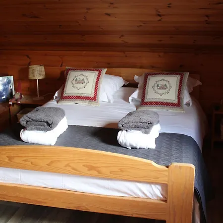 Avec Jacuzzi Et Piscine, Deco Soignee Esprit Cocooning * Ramonchamp