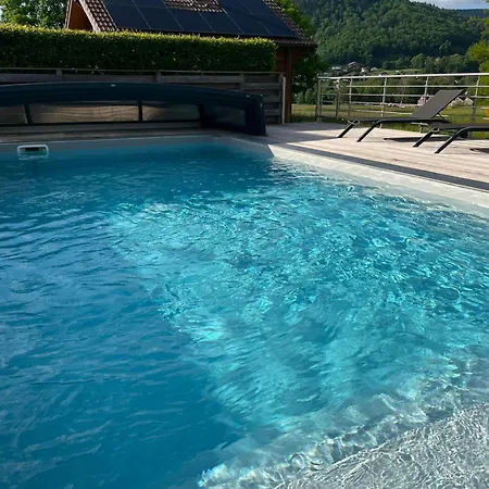 Chalet Avec Jacuzzi Et Piscine, Déco Soignée Esprit Cocooning Ramonchamp