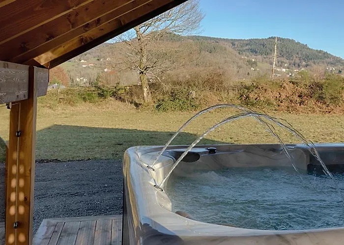 Avec Jacuzzi Et Piscine, Deco Soignee Esprit Cocooning 木屋 Ramonchamp